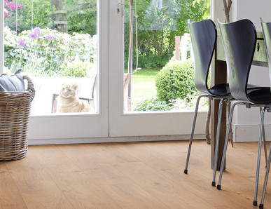 Esszimmer auf Laminat