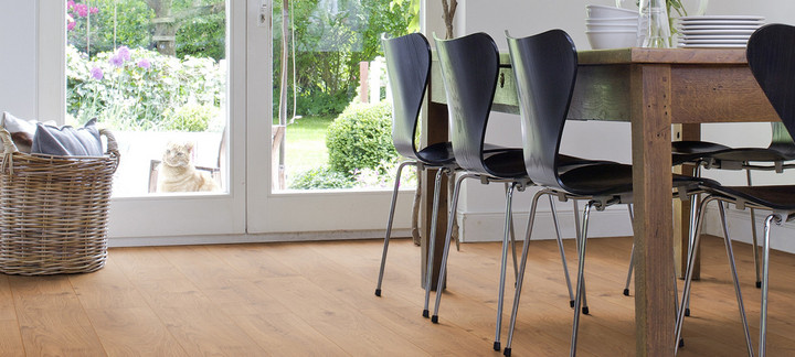 Esszimmer auf Laminat